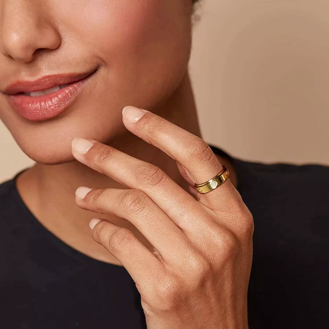 Spinning Love Ring