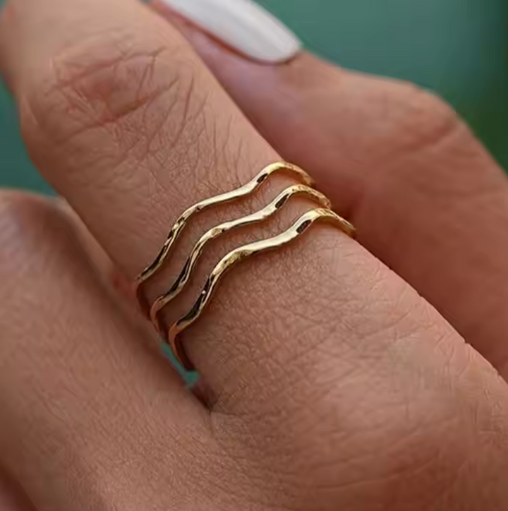 Wave Trio Ring