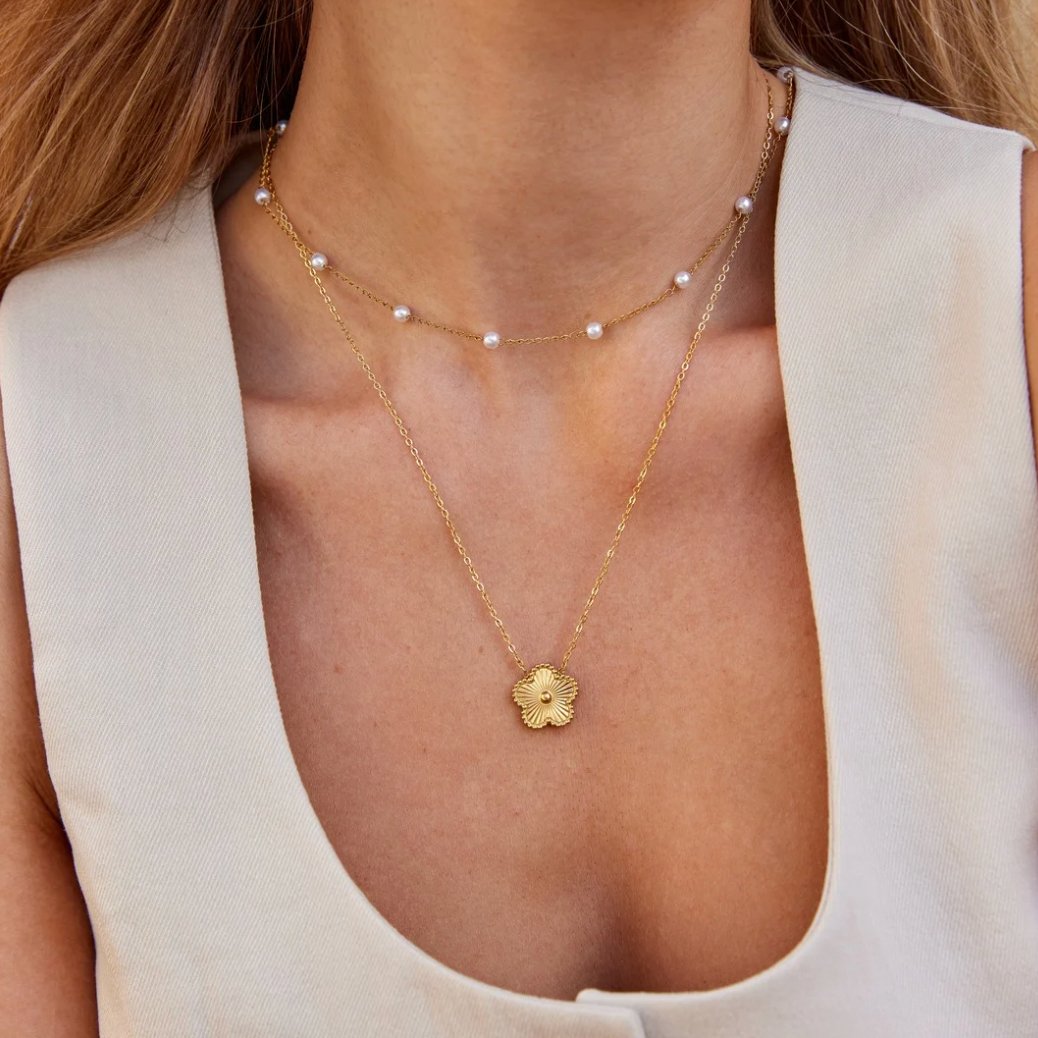 Queen Golden Pearl Necklace